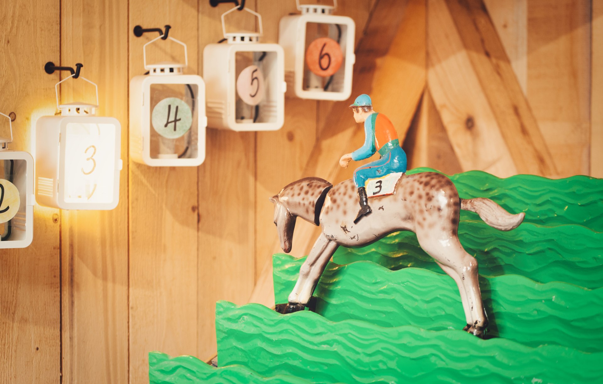 Welches Pferd knackt die Bestzeit. Das Pony-Derby verspricht viel Spaß für die ganze Familie Welches Pferd knackt die Bestzeit. Das Pony-Derby verspricht viel Spaß für die ganze Familie